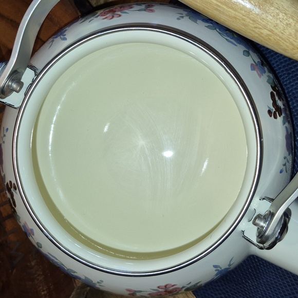 Enamel Tea Kettle Vintage From The 80s. (#TK-5)vgc. - Picture 10 of 14